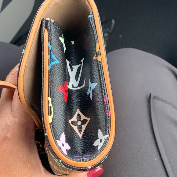 Authentic LV Courtney Black Multicolore clutch - Picture 4 of 13